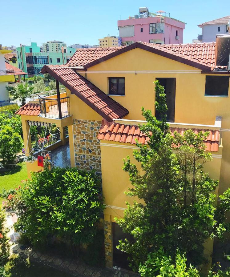 Vila Aliaj Deluxe Apartment With 2 Rooms & 2 Baths And Garden View Durres Exterior photo